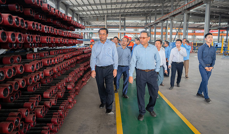 Officials inspect $138m industrial projects as Preah Sihanouk steps up investor support